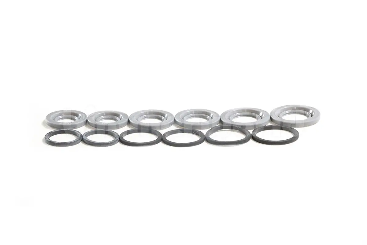 Front Caliper Seal Kit (6-Piston) - E82 E88 135I 135Is 1