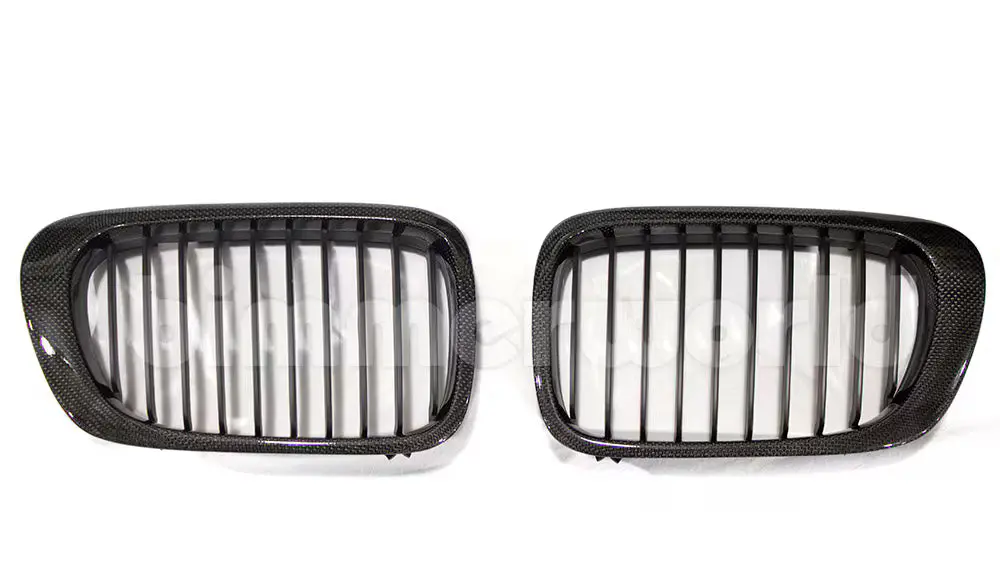 Carbon Fiber Front Grilles - E46 Coupe 2000-2003 & E46 M3 (2001-2006) 1