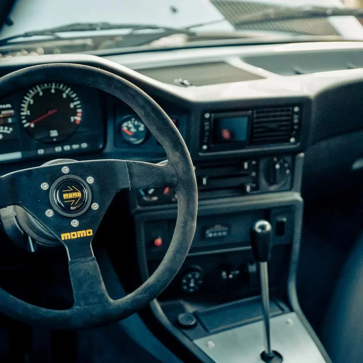 Bmw 5-Series E28 Lhd Mfd28 Gen2 1