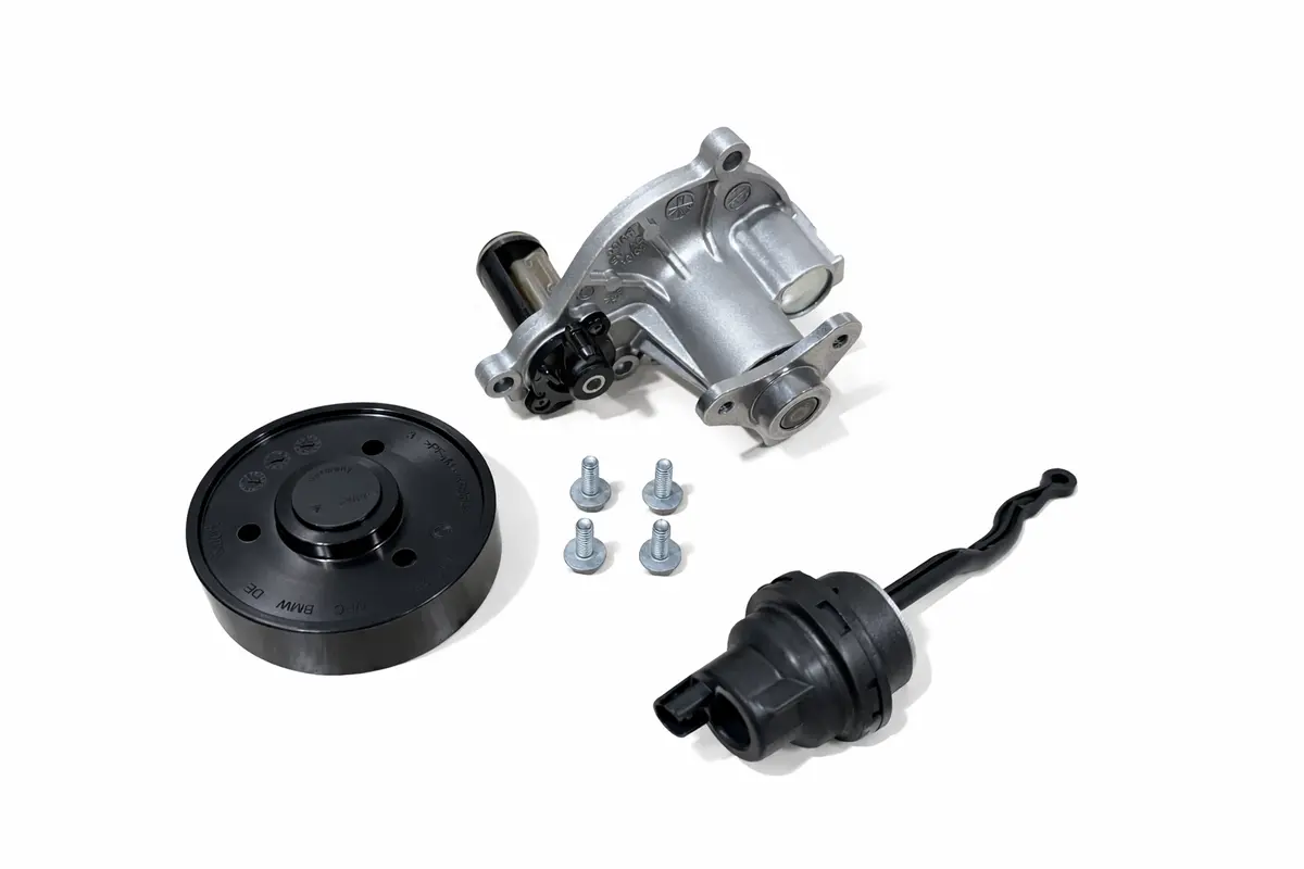 Bmw Water Pump - Genuine Bmw 11518638026 1