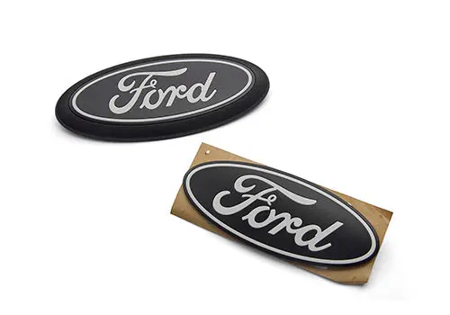 Ford Racing 24-26 F-150 Black Oval Kit W/O Camera 1