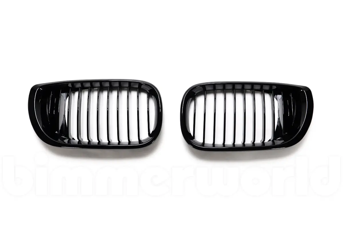 Gloss Black Front Grilles - E46 Sedan/Wagon 2002-2005 (Post-Facelift) 1