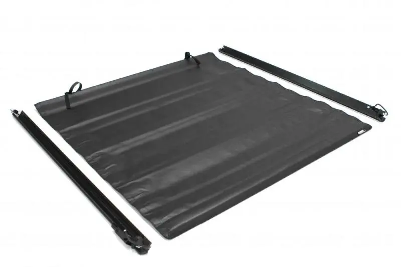 Lund Genesis Roll-Up Tonneau Cover For 2015–2017 Chevy Colorado (5-Foot Bed) 1